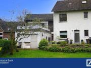 Komfort, Ruhe und Bauland zur Eigenverwirklichung