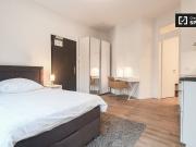 Komfortable schöne Wohnung in Mitte, Berlin Komfortable schöne Wohnung in Mitte, Berlin