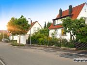 Komfortables Wohnen – Einfamilienhaus mit Garage und...