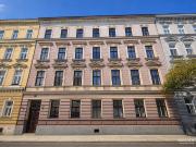 Kompakte 2 Zimmer Wohnung im klassischen Alt Wiener Haus