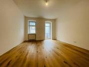 Kompakte 2 Zimmer Wohnung mit Balkon verfügbar ab Jänner...
