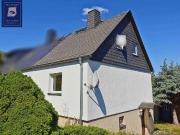 Kompakte DHH mit Traumgrundstück