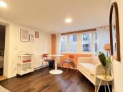 Komplett möblierte 2 Zimmer Wohnung zur Kurzzeitmiete 1...