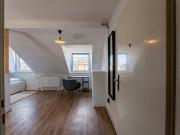 Komplett möblierte Loft Wohnung für 1 2 Personen