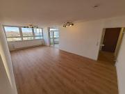 Ideal für Singles und Paare: Komplett renovierte 2,5 Zi....