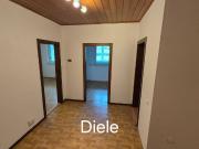 Komplett renovierte 2 Zimmer Wohnung mit Loggia in...