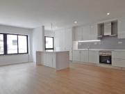 Komplett renovierte 3 Zimmer Wohnung