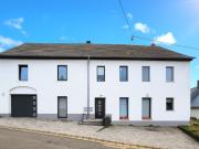 Komplett renoviertes, freistehendes 4 Familienhaus mit...