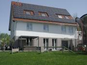 Komplett saniertes Wohnhaus in Ortsrandlage