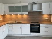 Komplett saniertes Zweifamilienhaus in Wilhelmshaven zu...