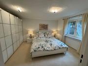 Komplette geräumige 3 Zimmerwohnung mit grossem Bad,...