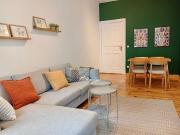 Komplette Wohnung, Wohnzimmer + Schlafzimmer in...