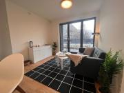 Köpenicker Str. 102: LUXUS 2 Zi Whg + SÜD Terrasse per...