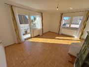 Korneuburg Nähe: Spillern – großes renoviertes Miethaus...