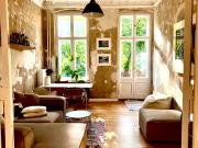 Kreuzberg meets Neukölln: Light flooded 2 Room Altbau...