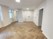 Krongasse! Altbau Erstbezug mit Balkon in liebevoll...