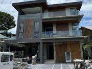 KSB: MODERN BRAND NEW HOUSE IN TAHANAN VILLAGE 54M