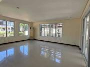 KSB: MODERN HOUSE IN AYALA ALABANG VILLAGE 5BEDROOM 250K