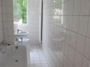 Küche und Bad mit Fenster Küche und Bad mit Fenster