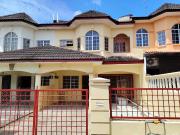 Kulai Double Storey 4 Bedrooms 3 Bathrooms For Rent