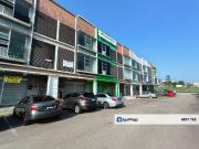 Kulai / Taman Tropika / Jalan Tropika / 3 Storey End lot...