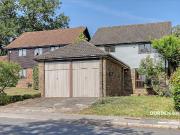 Kynance Close, Romford RM3, 4 bed detached house to...