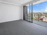L8/54 Lincoln Street, Greenslopes, QLD 4120