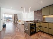 L 000699, 23 Circus Road West, Battersea SW11, 3 bed...