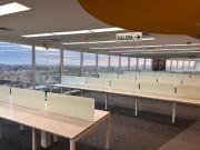 L 585 Oficina implementada y amoblada en Av. El Derby,...