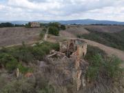 L' Antica Torre di Guardia ad Asciano, Siena,...