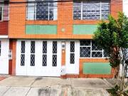 L.VENTA DE CASA EN CIUDAD MONTE 6H,4B 1G. TERRAZA CON BBQ