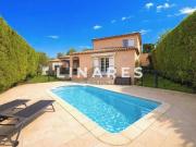 LA BASTIDE DES CAMOINS Villa T6 de 155m2 Parcelle de...