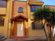 La casa acogedora y segura que buscas en una ubicación...