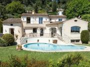 La Colle sur Loup à pied du village, villa de charme...