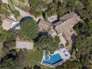 LA CROIX VALMER GIGARO MAISON A RENOVER AVEC VUE MER