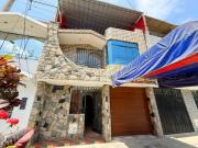 LA ESPERANZA CASA DE 3 PISOS EN VENTA