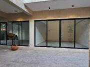 LA FIRMA REAL STATE RENTA LOCALES NUEVOS P.A. EN PLAZA...