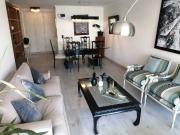 La Gloria, Av. Apoquindo. Metro Manquehue