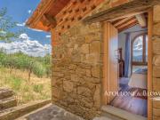 La Guardiaccia, casale storico con spa e vista, Loro...