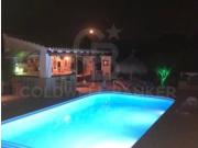 La Hacienda: Exclusivo Oasis con Dos Villas y Piscina