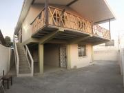 LA ITALIANA: CASA 2 PISOS SIN MUEBLES EN CALLE PRINCIPAL