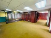 La Mariscal, Oficina en Renta, 340m2, 12 Ambientes