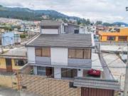 LA MENA CASA DE VENTA 290m 3 DEPARTAMENTOS