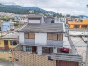 LA MENA CASA DE VENTA 290m 3 DEPARTAMENTOS