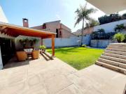 LA MOLINA – ESPECTACULAR CASA CONTEMPORANEA FRENTE A LA...