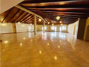 La Pradera, Local, 260 m2, 1 ambiente, 2 baños, 1...