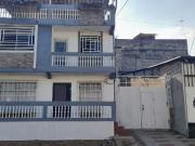 VENTA PROPIEDAD RENTERA 3 DEPARTAMENTOS CON GARAJE NORTE...