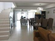 La Reserva. Magnifica casa con amplio terreno excedente,...