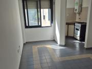 Rioja 600 1 dorm, coc separ, estar comedor, baño...