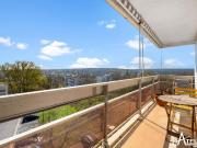 LA ROSERAIE DERNIER ETAGE